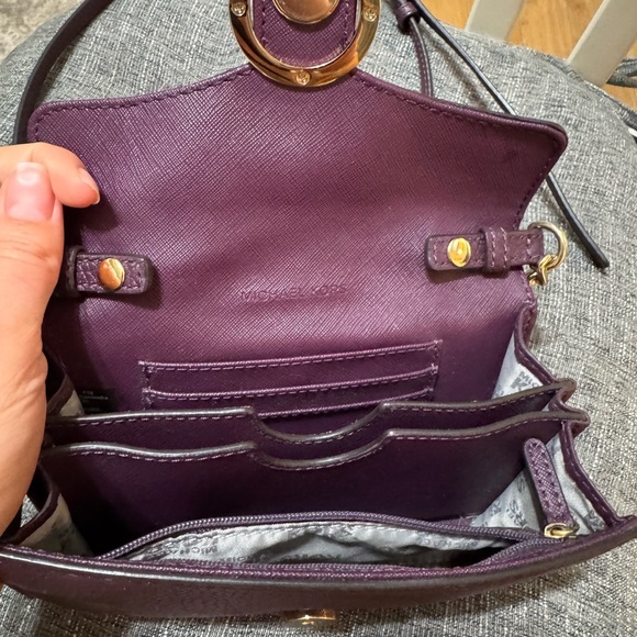 Leather Michael Kors Corssbody Bag - Picture 3 of 6